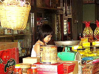malaysian chinese community people 170807 goods