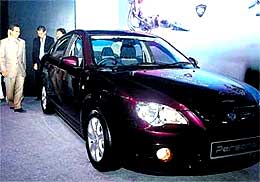 proton persona sedan 160807 launched