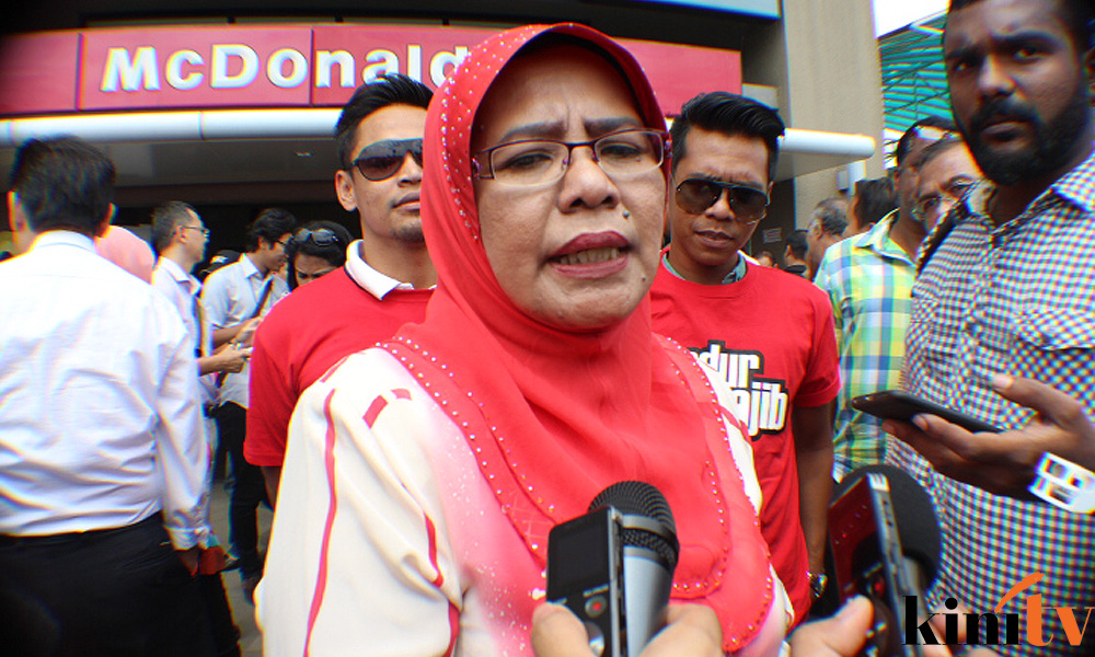 Husni may face Umno axe for questioning 1MDB, says Bersatu leader