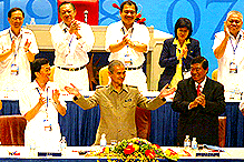 mca agm 190807 abdullah badawi proud