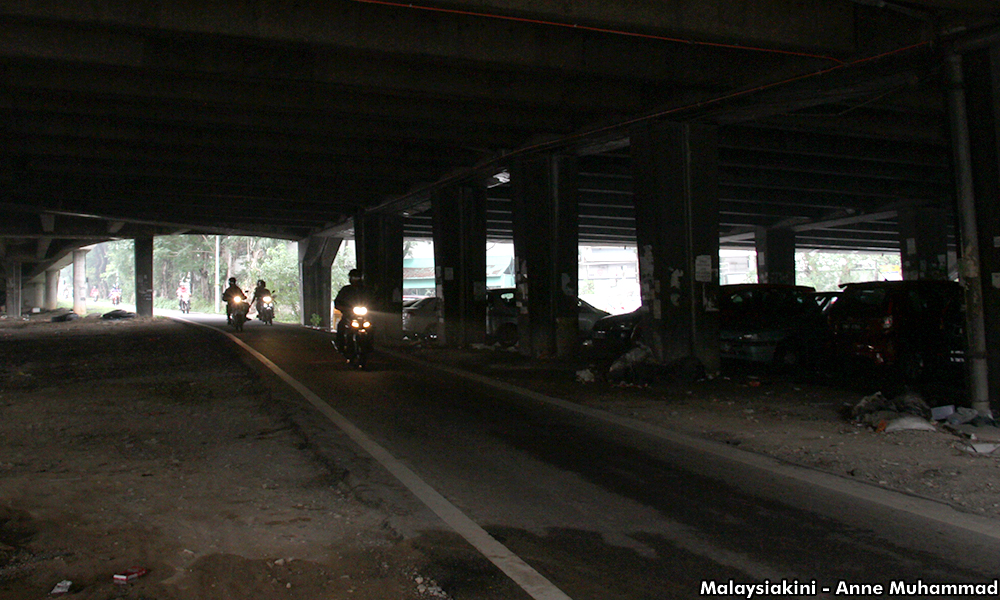 Kesas lodges police report over wire trap on motorcycle path