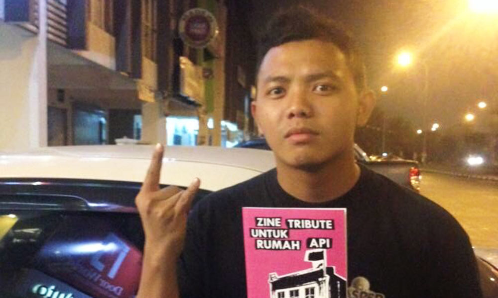 Zine merah jambu untuk Rumah Api