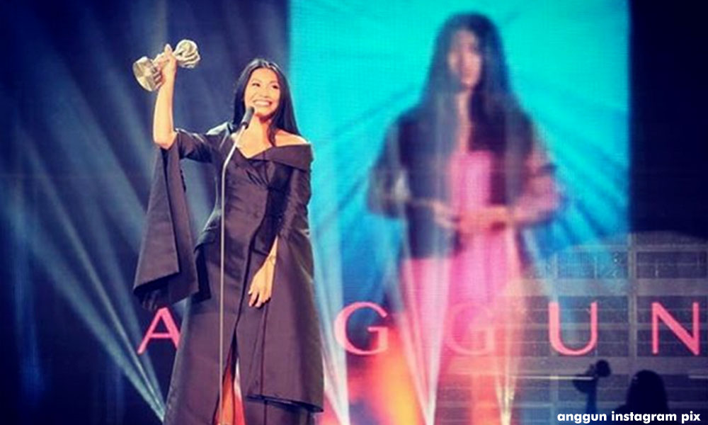 Patung lilin Anggun di kota London