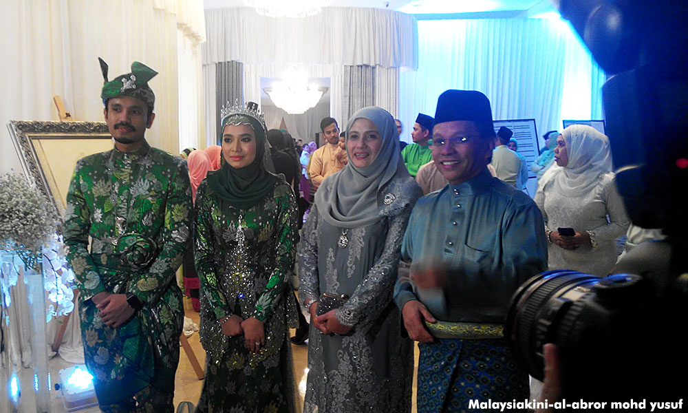 Najib S Loyalists Snub Shafie S Son Wedding