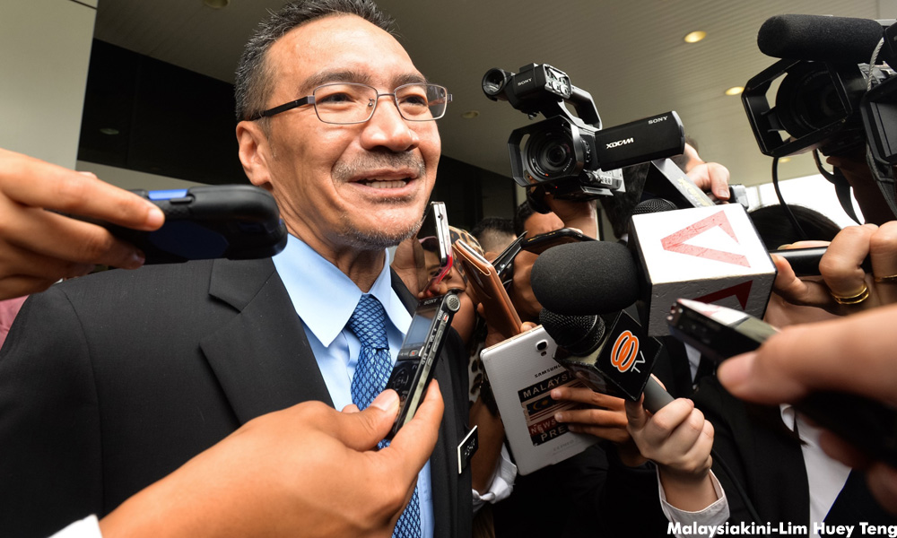 No restriction on 1MDB, RM2.6b debates at Umno AGM