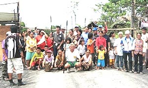 penan benalih baram blockade 270807 community 01
