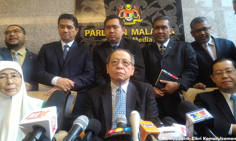 PAS ketepi perbezaan, undi tolak usul gantung Lim