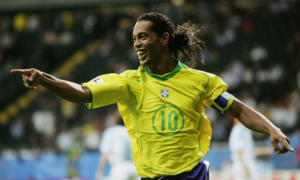 Lepas bersara, Ronaldinho pertimbang sertai politik