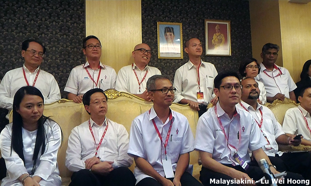 DAP should cede more council seats to Amanah