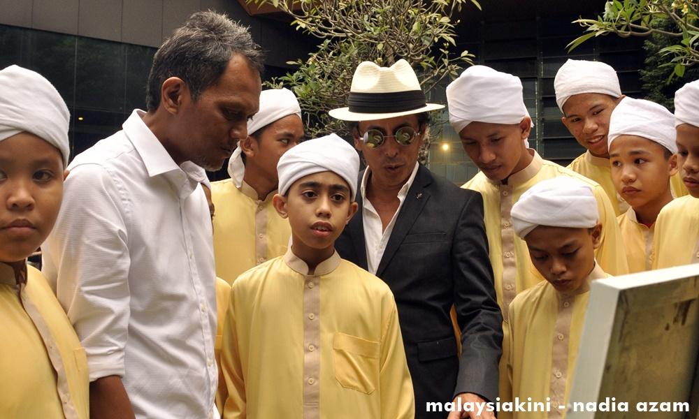 Amy Search jual khat untuk dana sekolah tahfiz