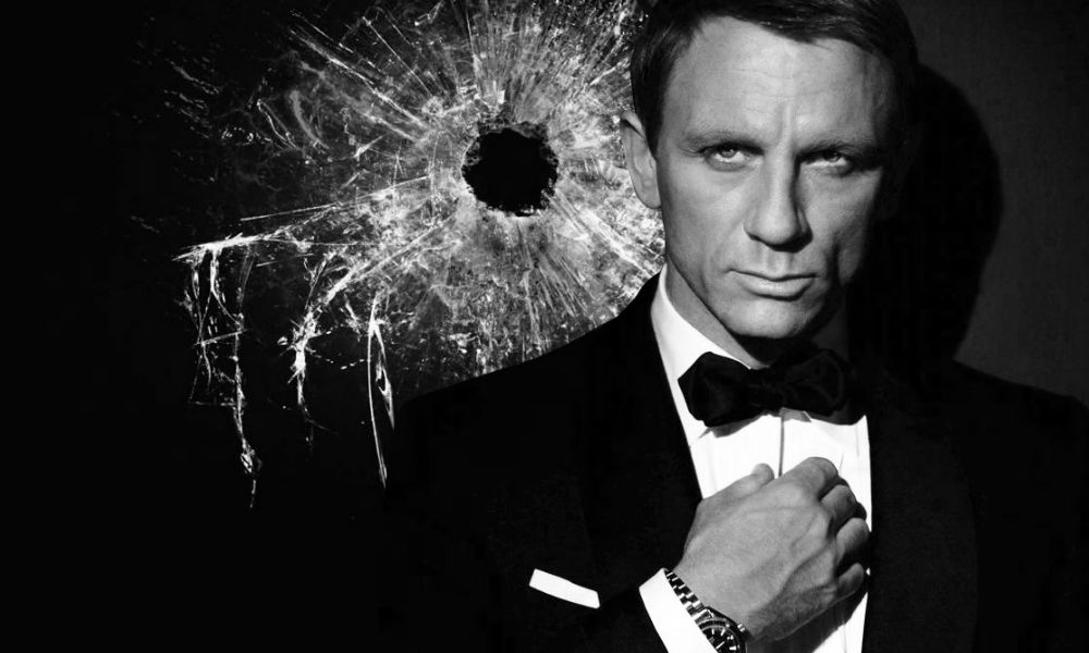 Spectre: Kuih baru, resipi dan acuan lama