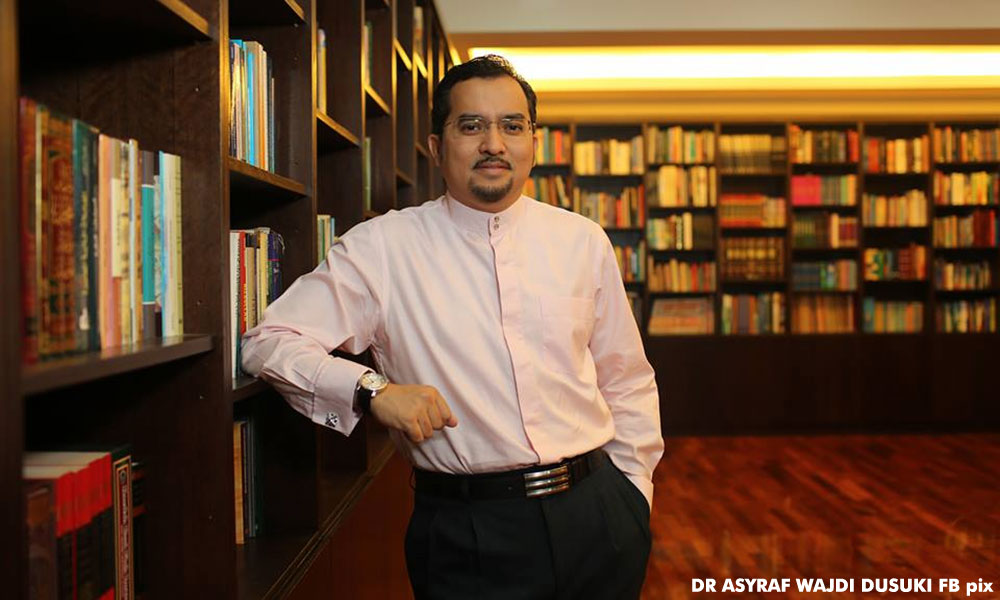 Be wary of online threat posed by IS, deputy minister warns