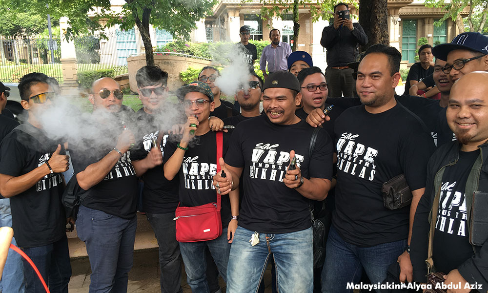 Terengganu to build digital mall to help affected vape traders