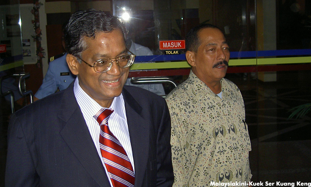 Apex court finds VK Lingam's medical report forged