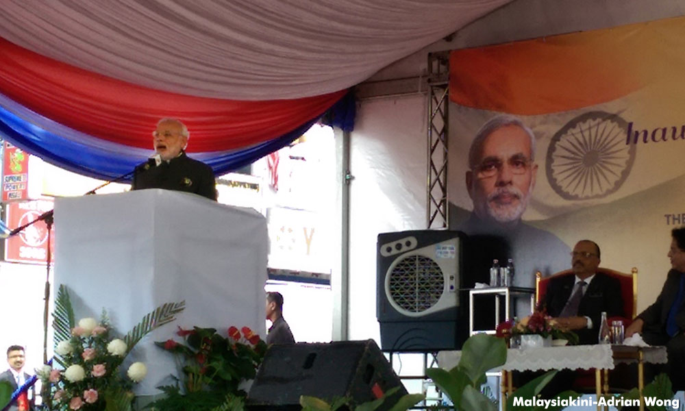 Modi defends cash ban, announces incentives