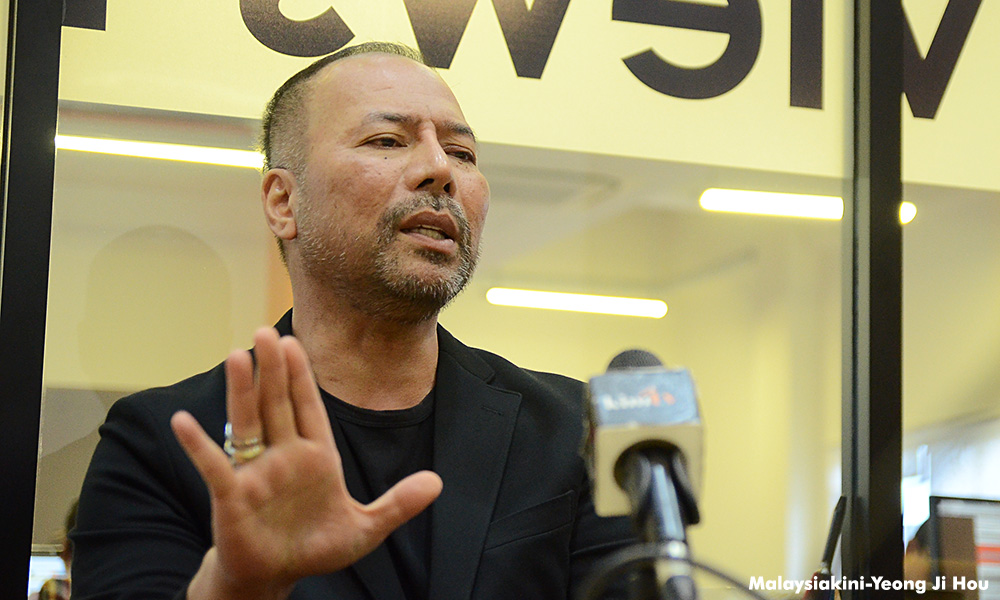 Umno man lodges report against AG for 'abuse of power'