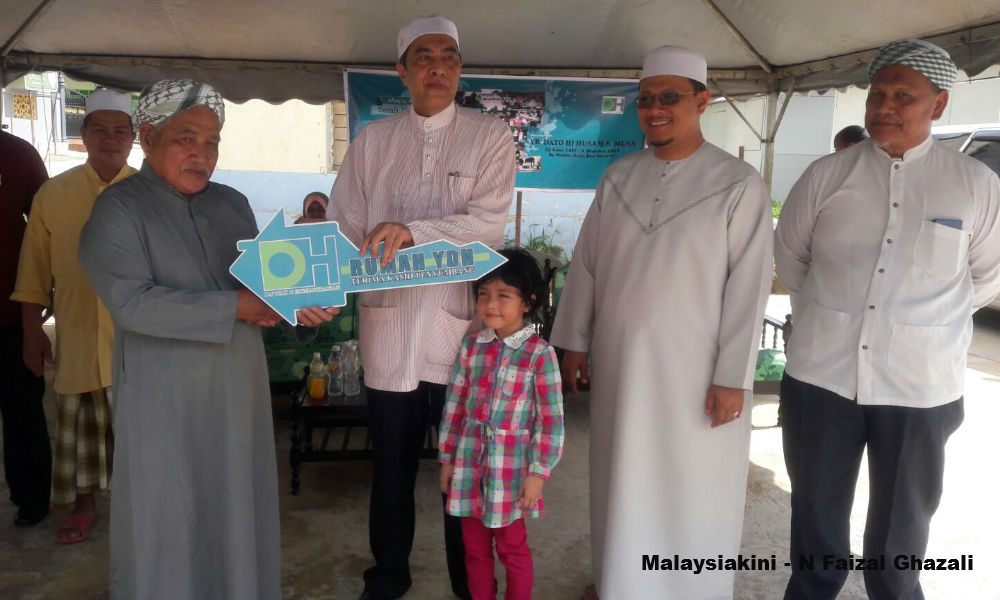 In PAS civil war, Husam lays down his weapon