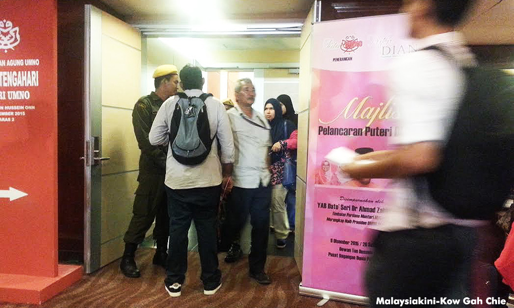 Non-Muslim reporters barred from Puteri Umno launch