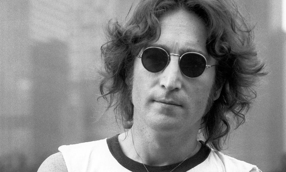 Apa ada dalam kepala pembunuh Lennon?