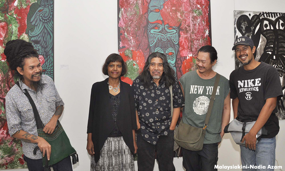 Singular Rhapsody raikan pelukis pelbagai latar