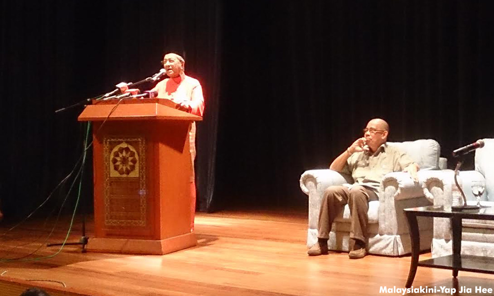 Dr M: Bahagian dikawal, cawangan kena bersuara