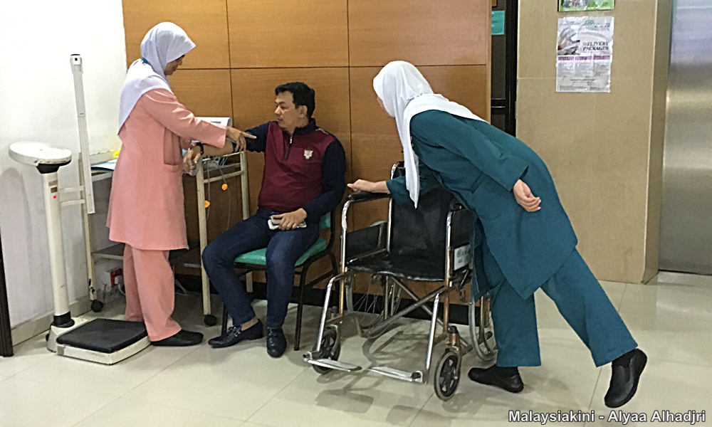 Some out to hijack nurses' sleeves issue for own ends