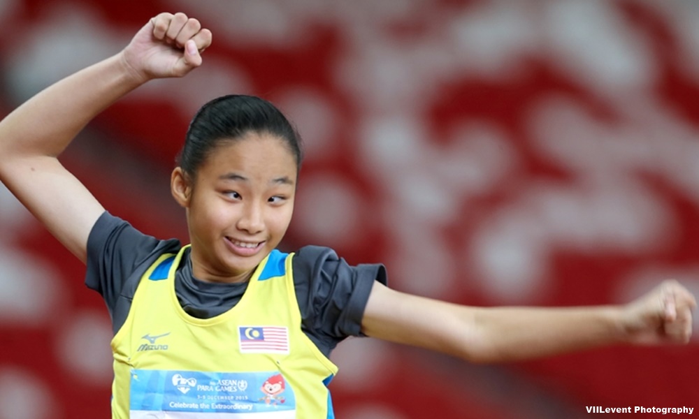 Coach extols hard-working vision-impaired sprinter
