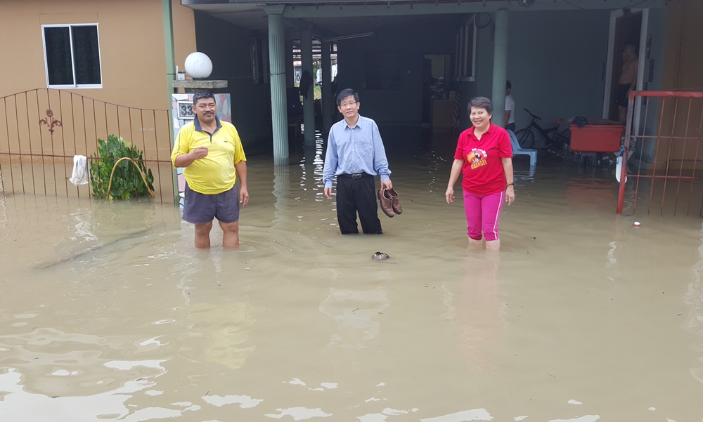 Mangsa banjir di Sarawak meningkat 975 orang