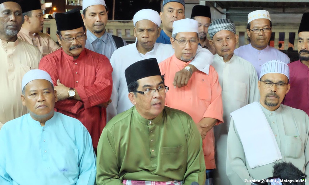 Gabungan desak pengunduran Najib susun siri jelajah, solat hajat