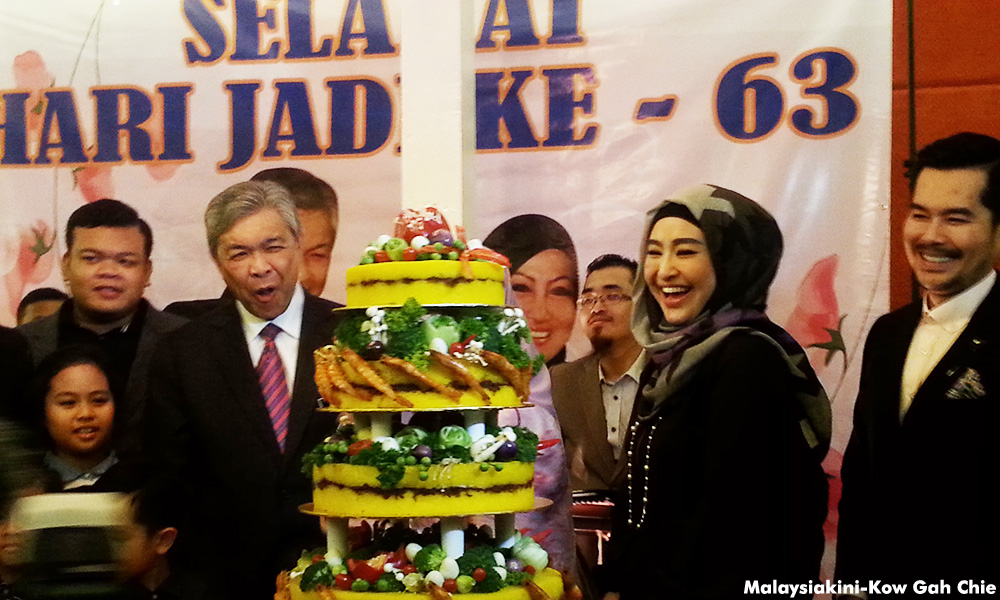 Insaf bertambah usia, Zahid ikrar bertindak lebih matang