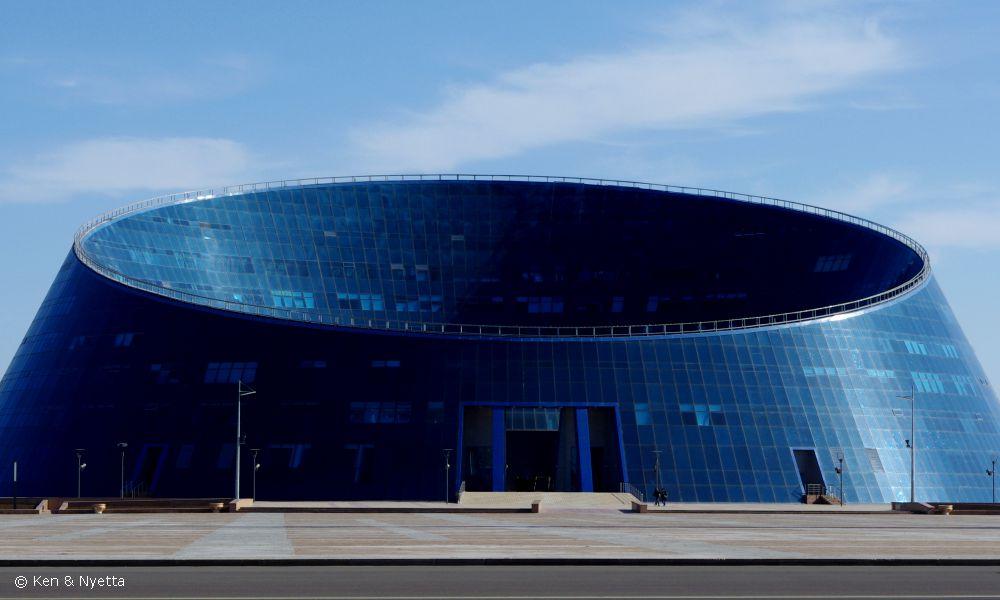 Sukarnya membangun Kazakhstan