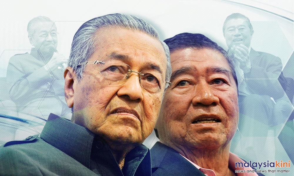 Najib succeeds in expunging Mahathir's affidavit in support of Ling