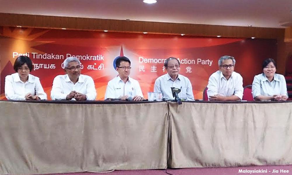 Mahathir, Kit Siang meet on 'national issues'