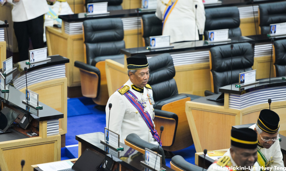 Muhyiddin goes from being PM’s right-hand man to obscure MP
