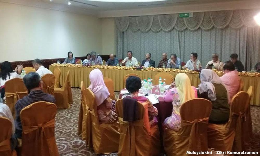 Anti-Najib group gets down to business in first meet