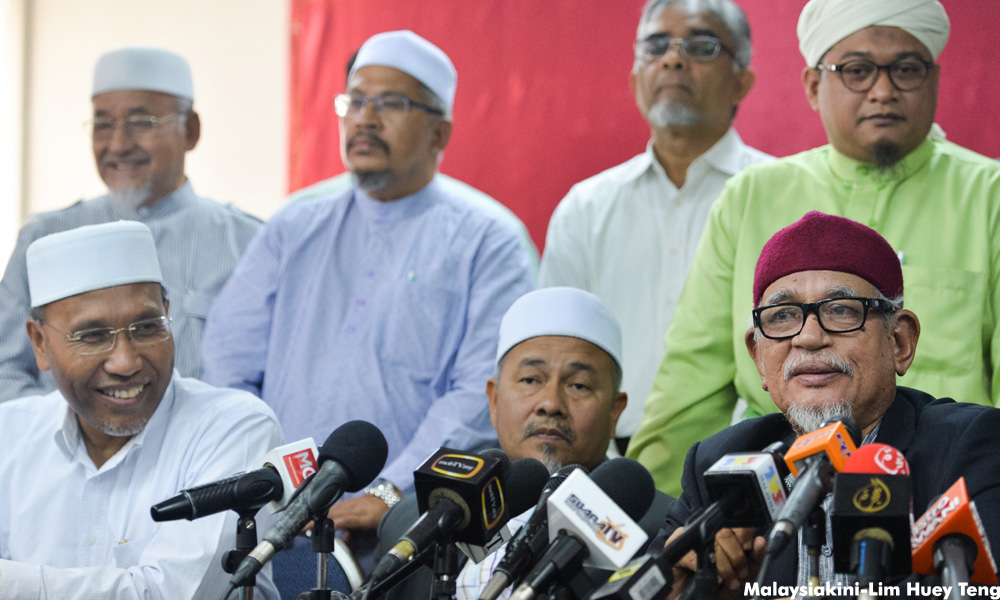 PAS leaves to federal govt' to push hudud agenda