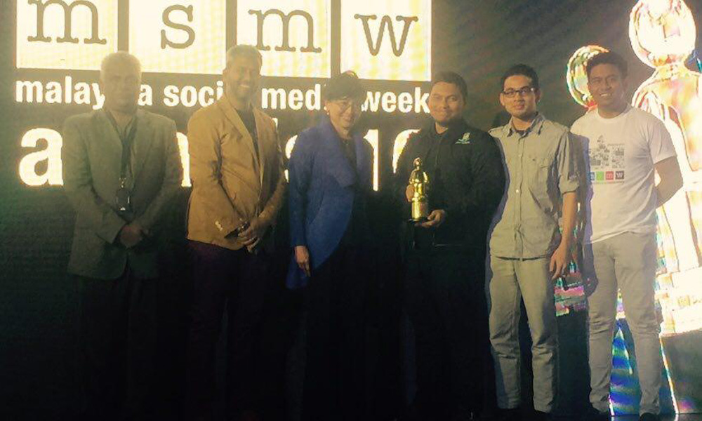 Isma youth website clinches Best Blog of the Year award