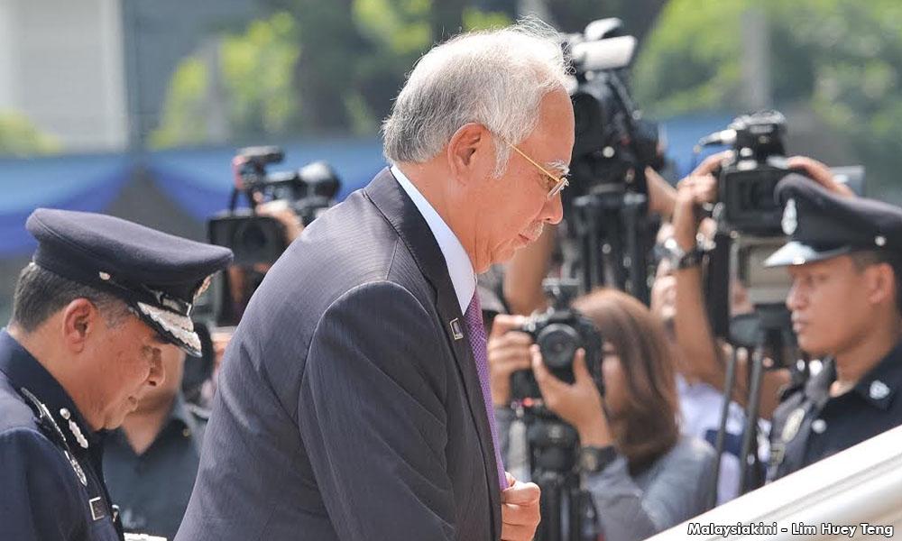 PM beri penghormatan terakhir kepada balu Siew Sin