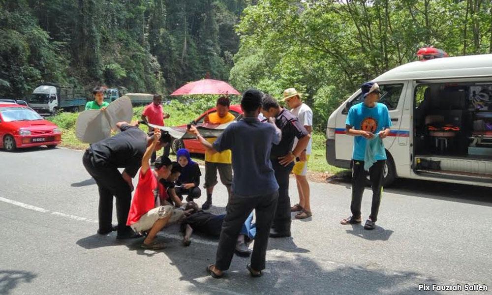 Anti-bauxite walkers aid motorcyclist involved in crash