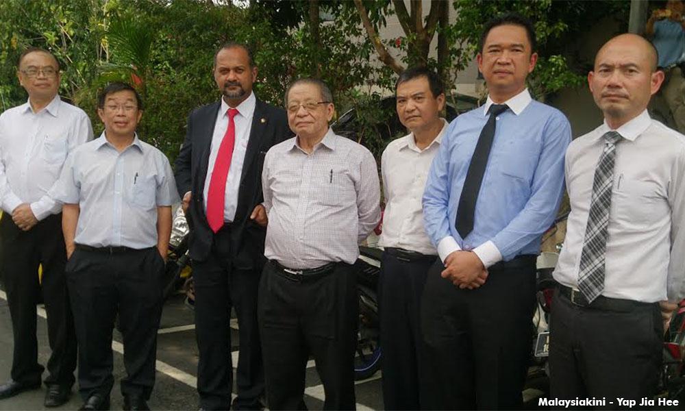 Cops quiz Kit Siang over remarks on Agong's speech