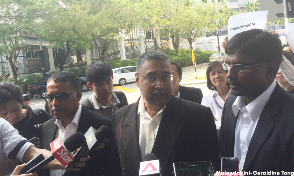 Lawyers at Bukit Aman did not rally or protest, says Bar