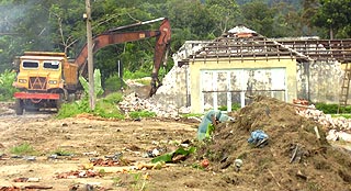 sungai buloh leprosy center pc 081007 demolished