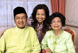 mahathir out of ijn 121007 marina