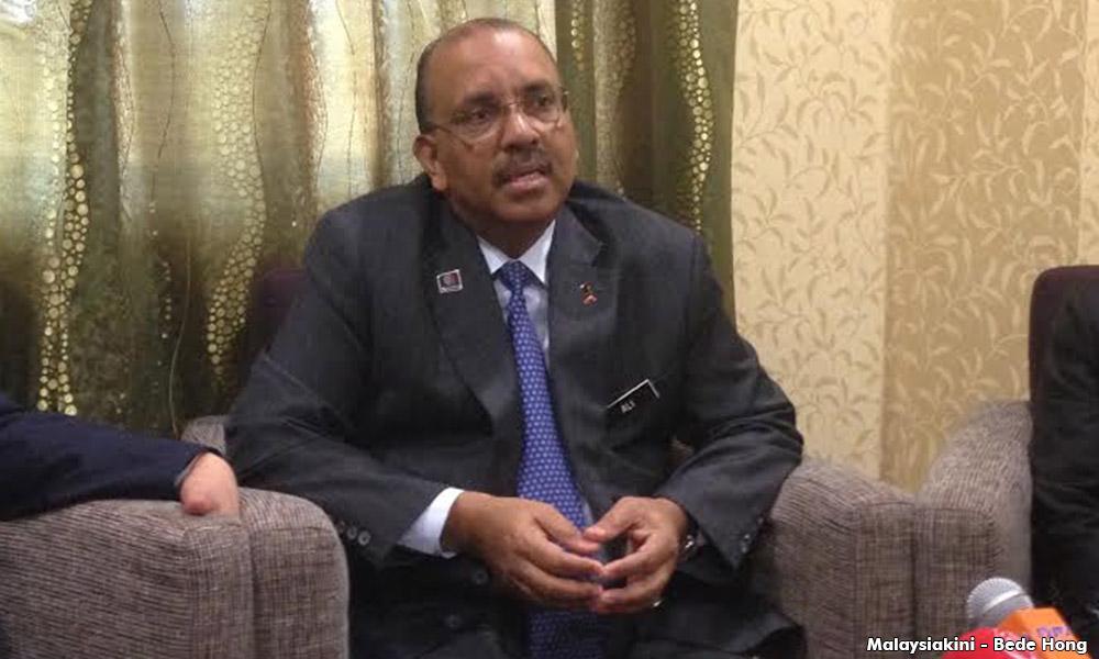Sports Ministry officer in graft case survived four transfer requests