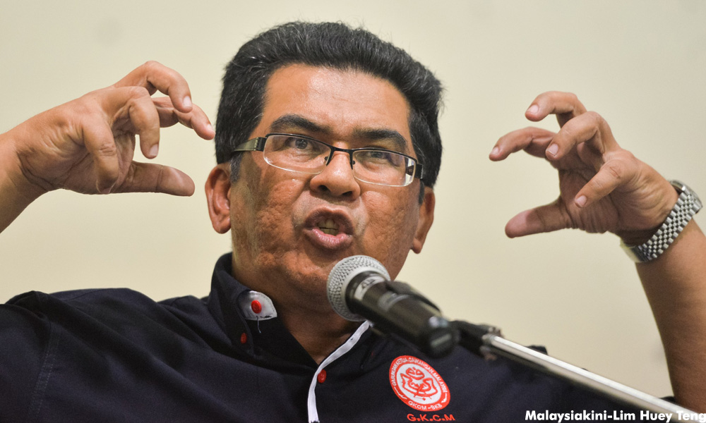 Fear, brown-nosing reasons for failure to oust Najib, says rebel