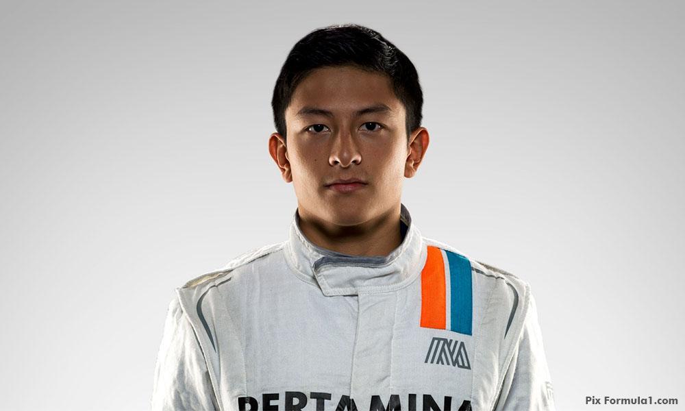 Rio berlumba di litar F1 berbekal ayat Kursi