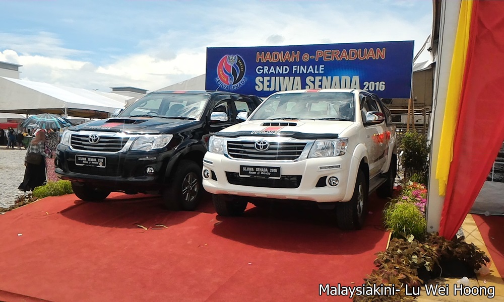 S'wak gov't revs up Hilux and Vios lucky draw as polls loom