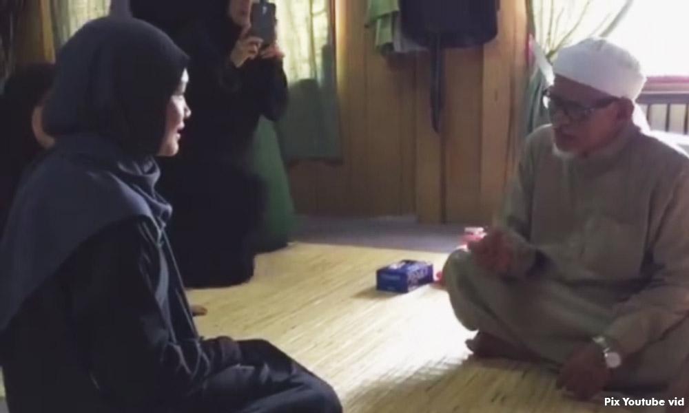 Presiden PAS Islamkan wanita Kristian dari Sabah
