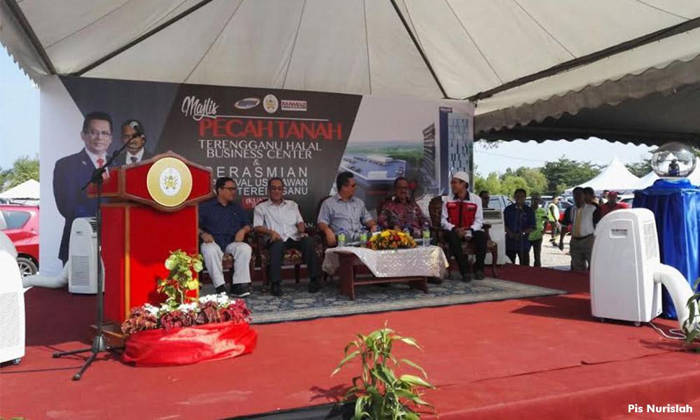 Kalau Anda Gembira Tepuk Tangan